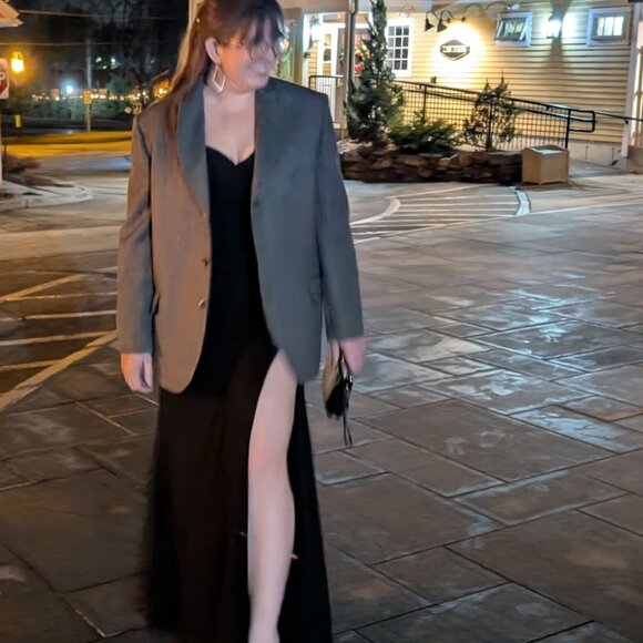 Meet your Posher, Kim - Picture 1 of 1